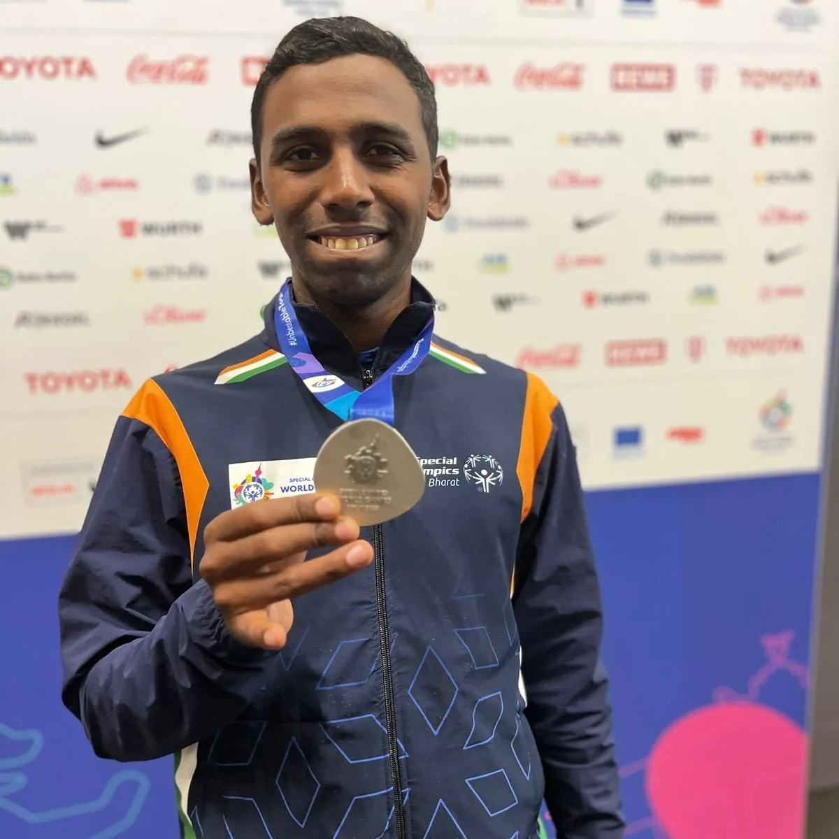 imapct-story-3-dinesh