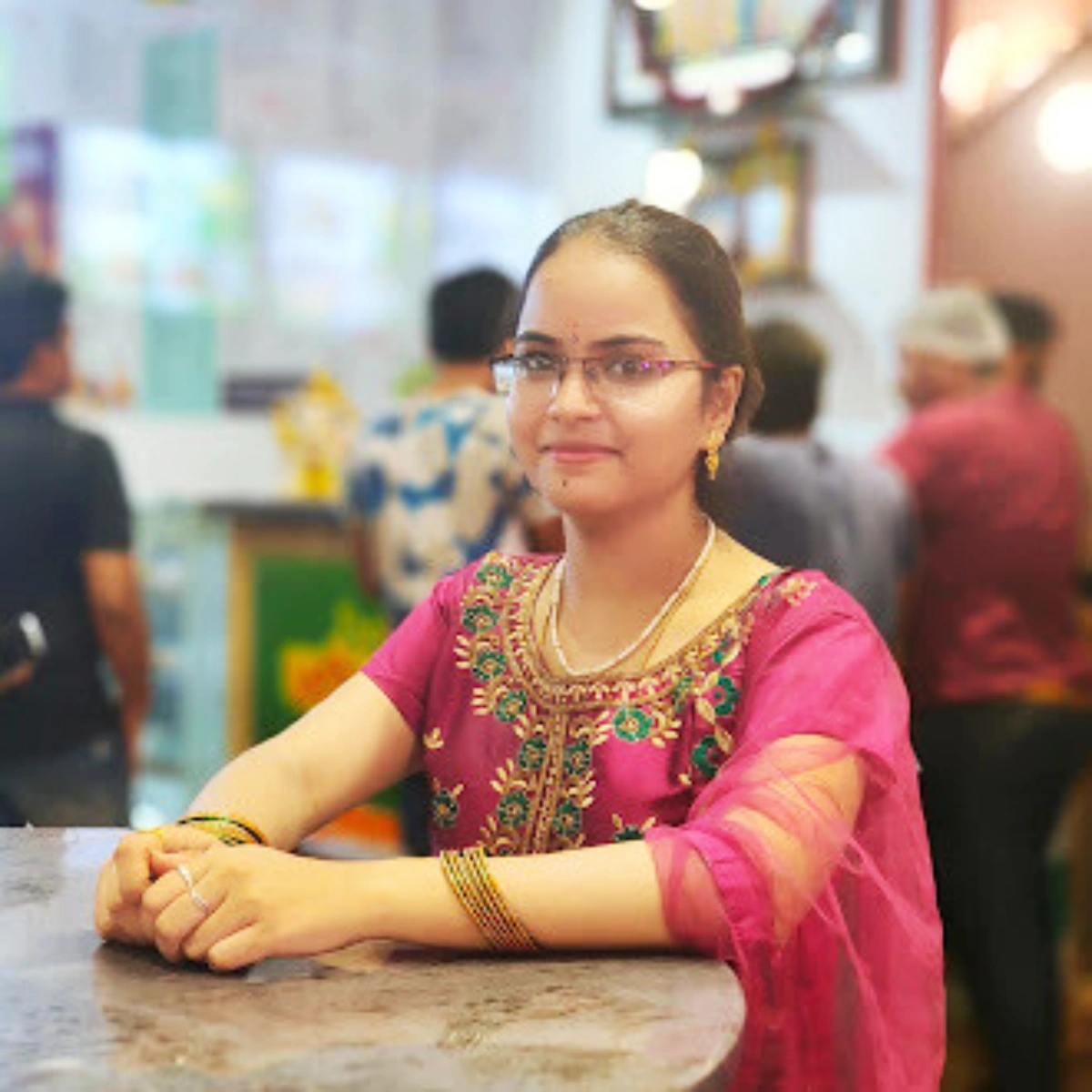 yalasa charishma deepika